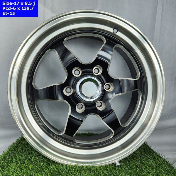 17 Inch 6 Hole