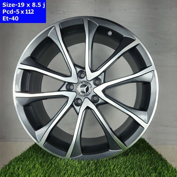 19 Inch 5 Hole Mercedes
