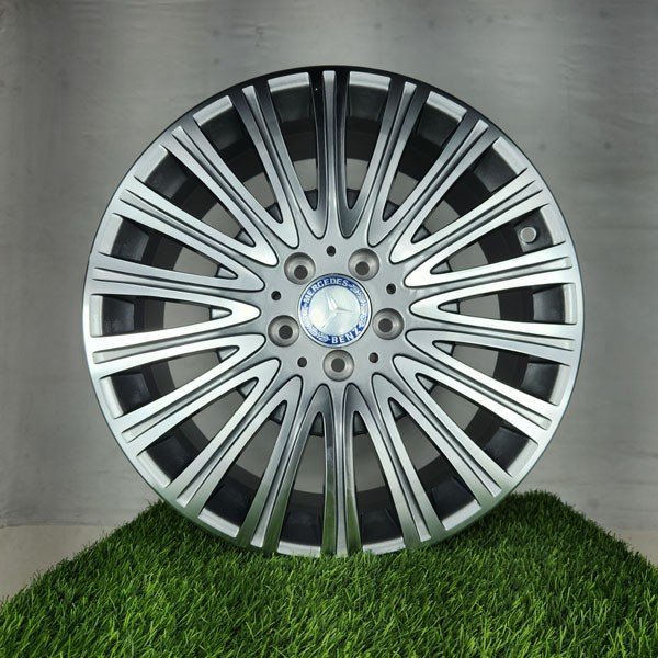 18 Inch 5 Hole Mercedes