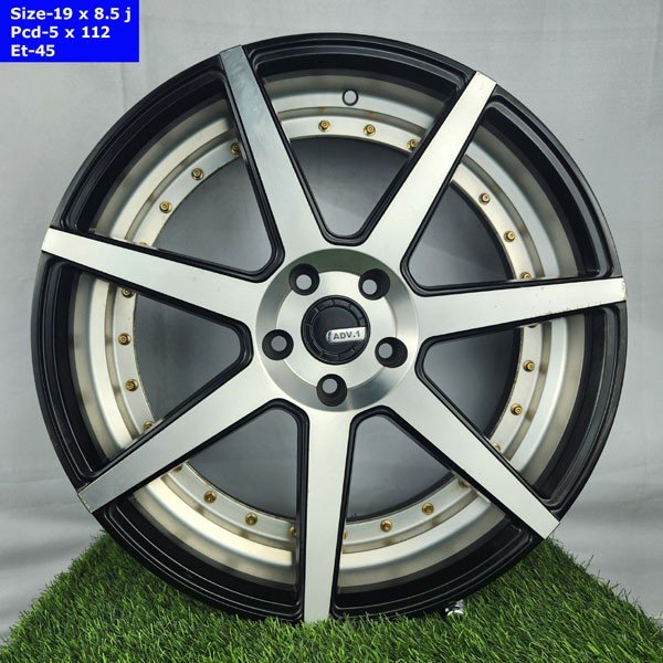 19 Inch 5 Hole Mercedes