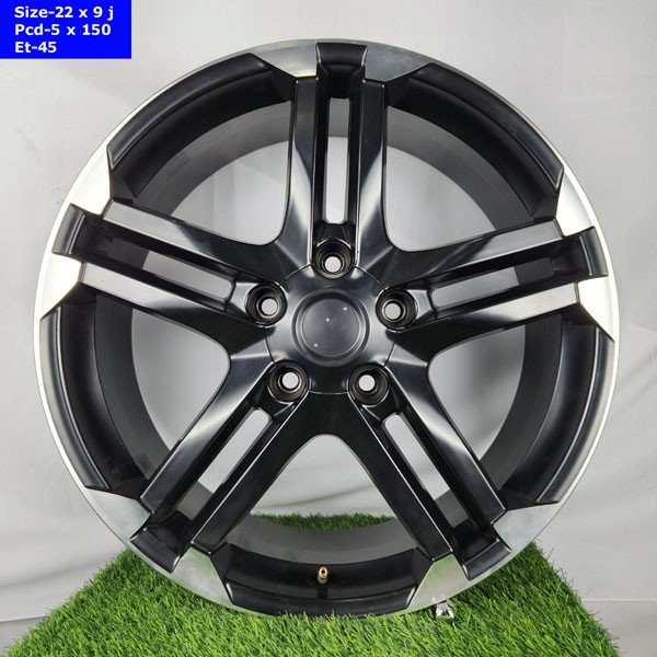 22 Inch 5 Hole V8