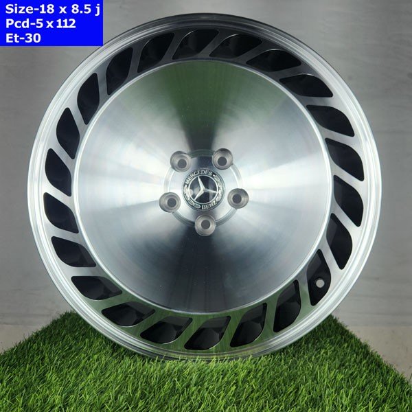 18 Inch 5 Hole Mercedes