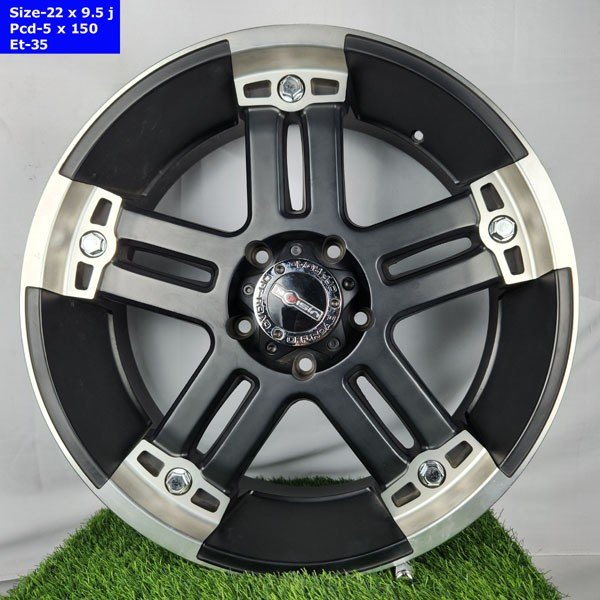 22 Inch 5 Hole V8